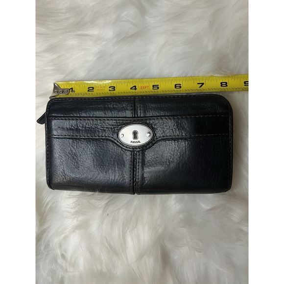 Fossil Maddox Keyhole Wallet Black 3/4 Zip Around - Picture 11 of 12
